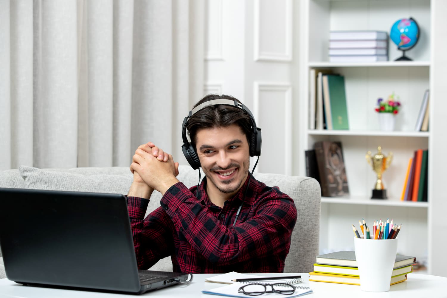 Descubre Las Carreras Que Puedes Estudiar De Forma Virtual